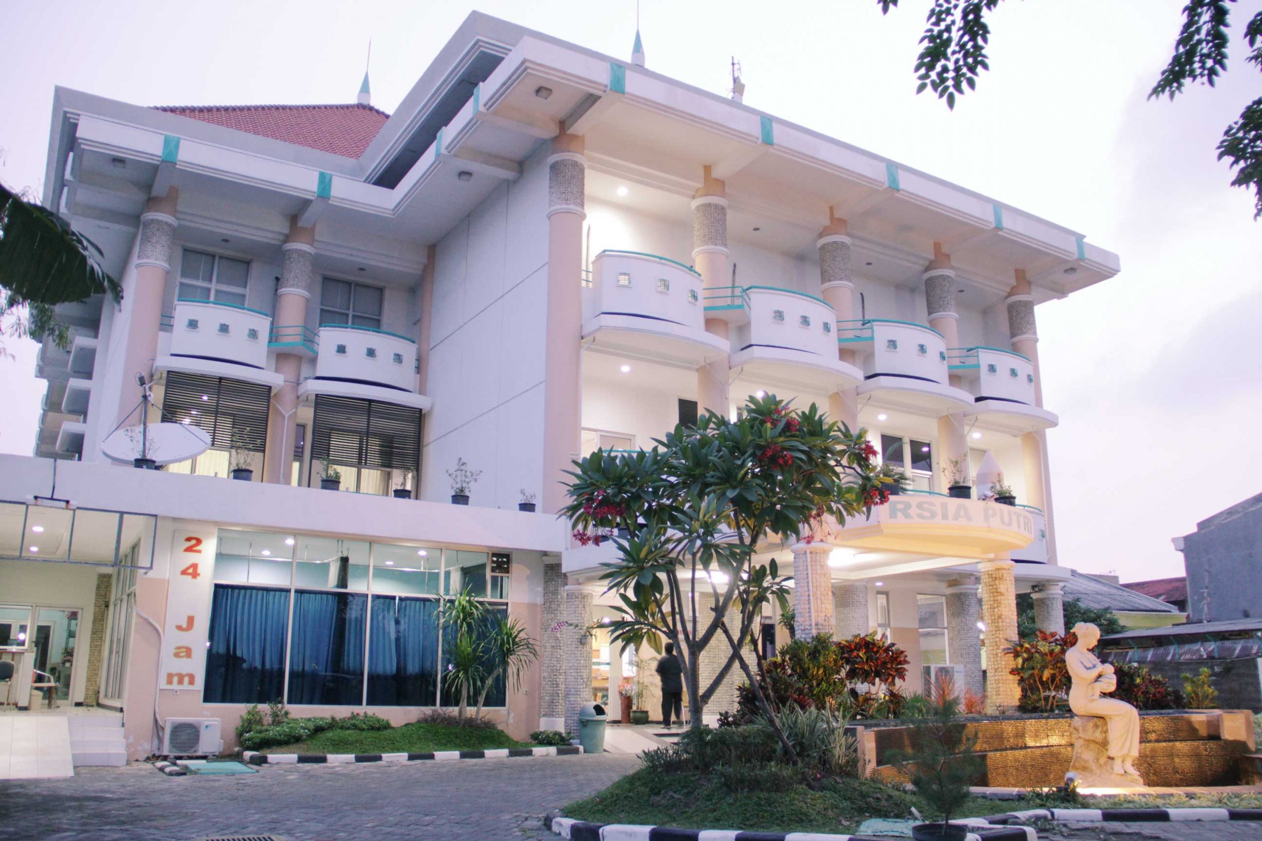 Rumah Sakit Ibu dan Anak PUTRI Surabaya