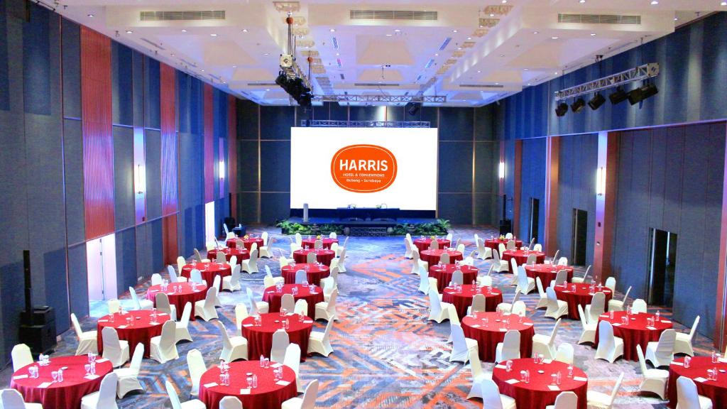 HARRIS Hotel & Conventions Gubeng
